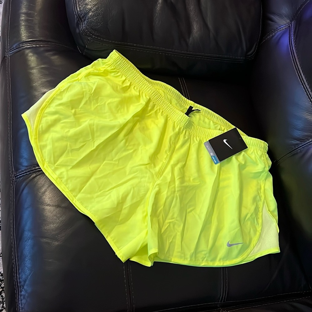 NIKE Dri-Fit neon yellow athletic shorts XL - Picture 1 of 6